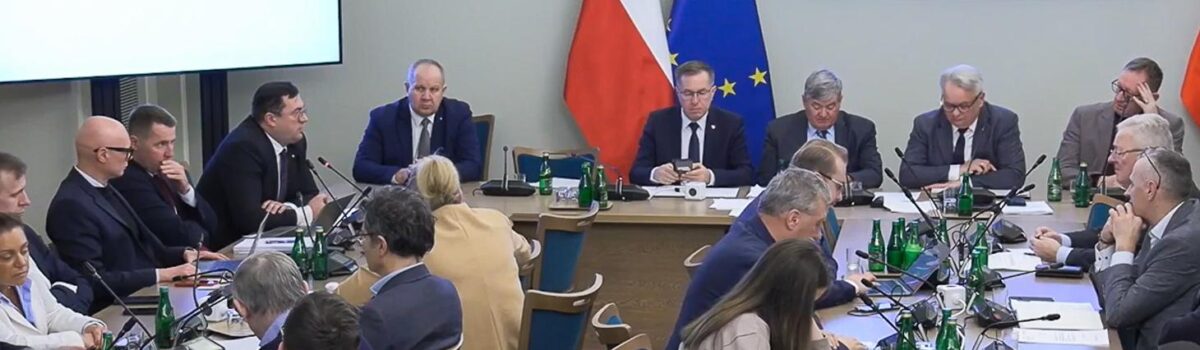 Sejmowa komisja za projektem ustawy wzmacniającej pozycję rolników aktywnych zawodowo