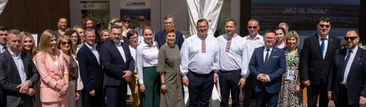 Komisarz Hansen na Podlasiu: rozmowy o przyszłości rolnictwa i promocja oznaczeń geograficznych